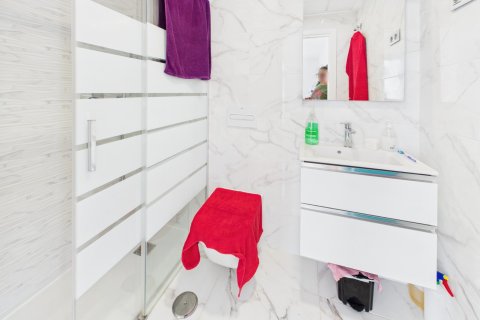 Villa for sale in Los Alcazares, Murcia, Spain 3 bedrooms,  No. 146266 - photo 17