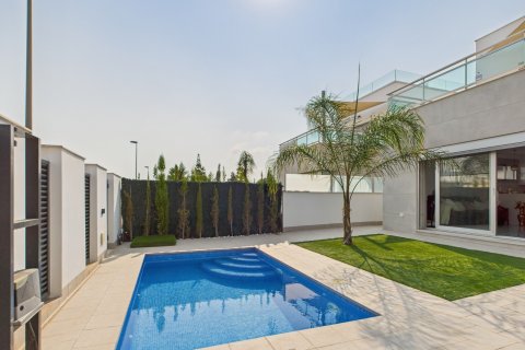 Villa for sale in Los Alcazares, Murcia, Spain 3 bedrooms,  No. 146266 - photo 6