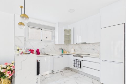 Villa for sale in Los Alcazares, Murcia, Spain 3 bedrooms,  No. 146266 - photo 3