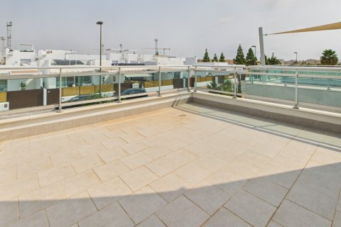 Villa for sale in Los Alcazares, Murcia, Spain 3 bedrooms,  No. 146266 - photo 15