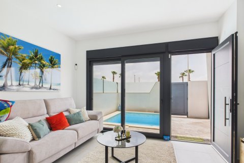 Villa en venta en Torre-Pacheco, Murcia, España 3 dormitorios,  No. 146268 - foto 5