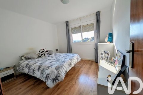 Продажа пентхауса в Санта-Колома-де-Граменет, Барселона, Испания 3 спальни, 81м2 №172930 - фото 6