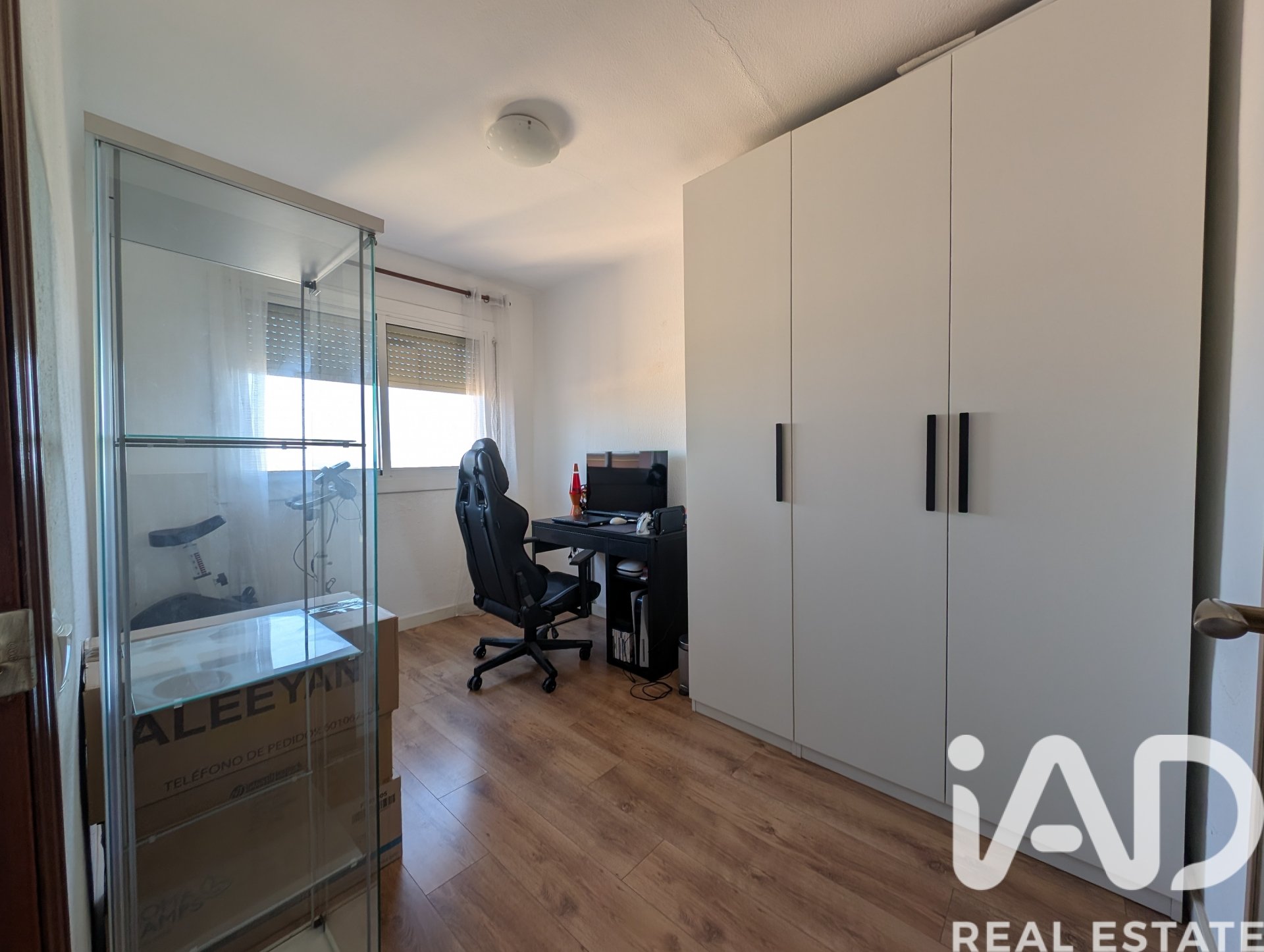 Penthouse in Santa Coloma de Gramenet, Barcelona, Spain 3 bedrooms, 81 sq.m. No. 172930