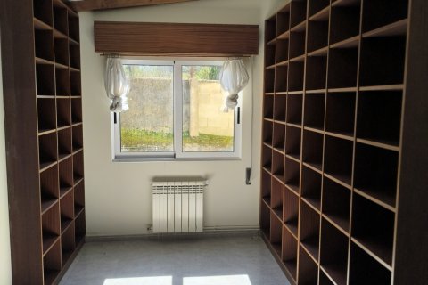 Hus till salu i Ferrol, A Coruna, Spanien 3 sovrum, 257 kvm. Nr. 172924 - foto 9