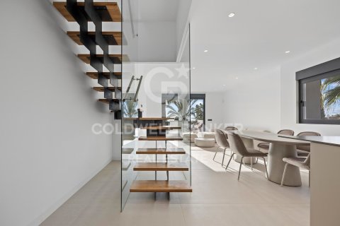 Kattohuoneisto myytävänä Estepona, Malaga, Espanja, 3 makuuhuonetta, 216 m2 No. 159274 - kuva 13