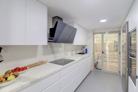 Lägenhet till salu i Palmanova, Mallorca, Spanien 4 sovrum, 140 kvm. Nr. 147824 - foto 14