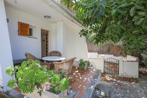 Villa till salu i Costa D'en Blanes, Mallorca, Spanien 5 sovrum, 220 kvm. Nr. 147825 - foto 16