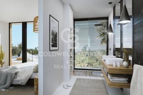 Hus till salu i Estepona, Malaga, Spanien 4 sovrum, 369 kvm. Nr. 159249 - foto 8