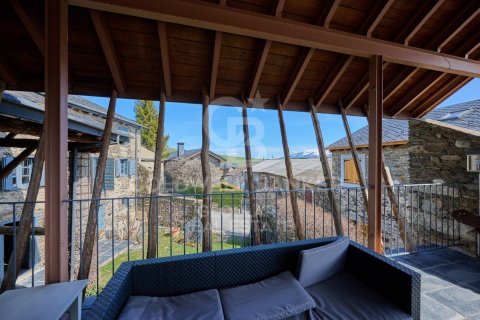 Māja pārdošanā Girona, Spānijā 5 istabas, 454 m2 Nr. 159248 - attēls 17