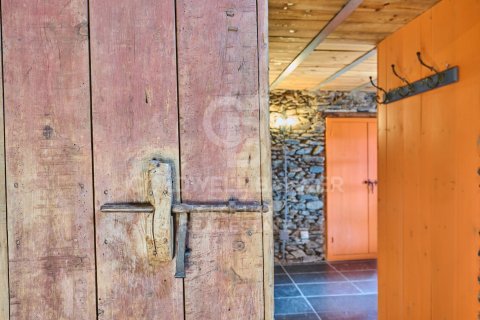 Māja pārdošanā Girona, Spānijā 5 istabas, 454 m2 Nr. 159248 - attēls 2