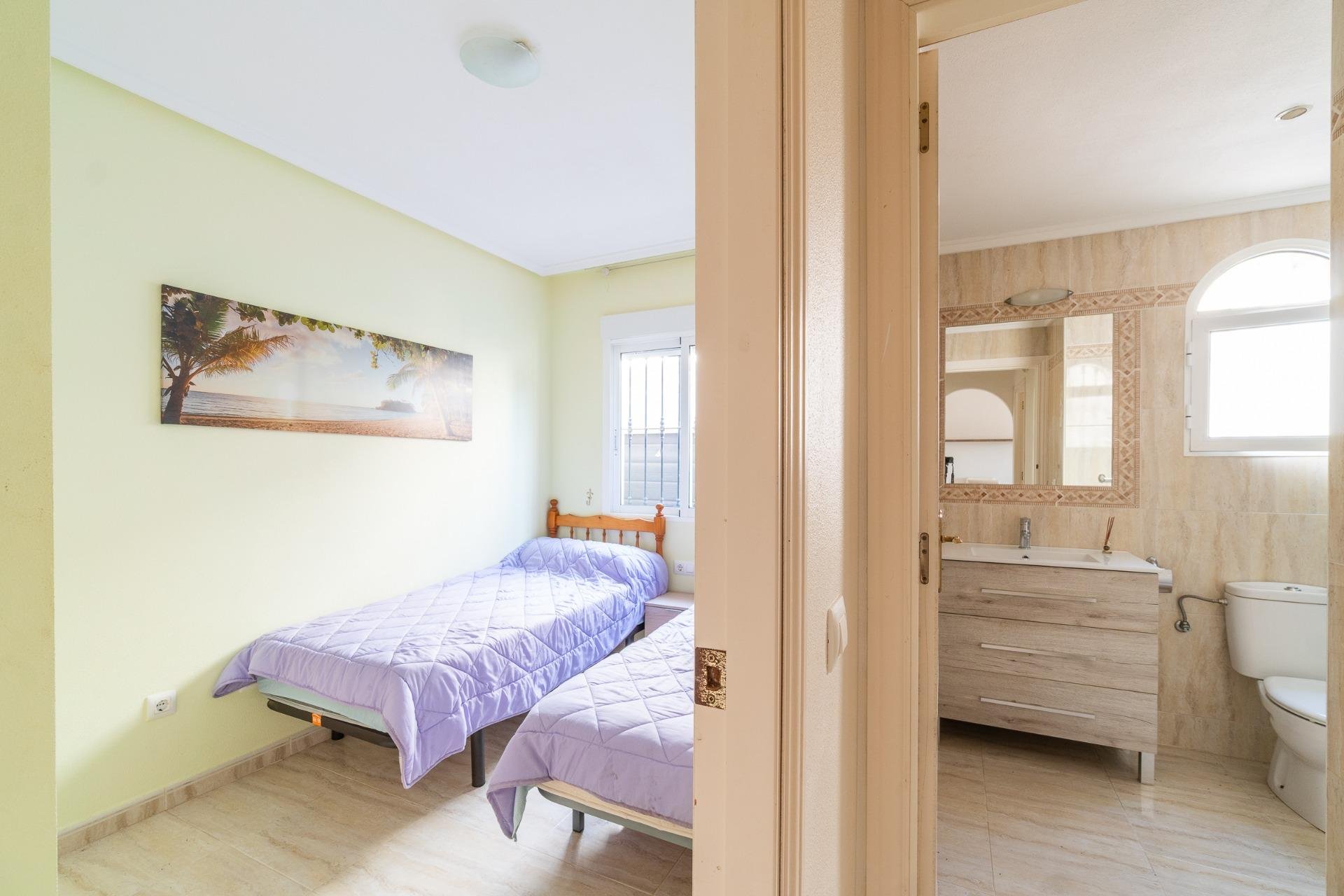 Apartamento en Los Dolses, Alicante, España 2 dormitorios, 58 m2 No. 195419