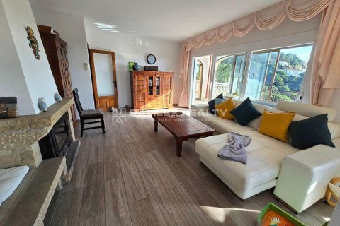 Talo myytävänä Lloret de Mar, Girona, Espanja, 9 makuuhuonetta, 1660 m2 No. 191825 - kuva 20