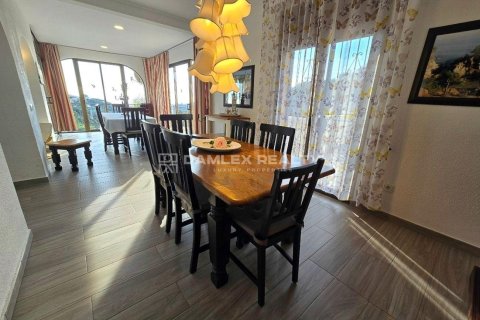 Talo myytävänä Lloret de Mar, Girona, Espanja, 9 makuuhuonetta, 1660 m2 No. 191825 - kuva 19