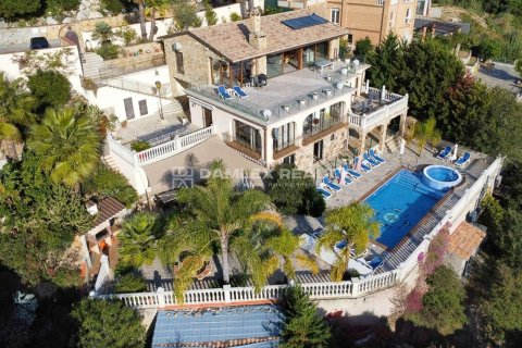 Talo myytävänä Lloret de Mar, Girona, Espanja, 9 makuuhuonetta, 1660 m2 No. 191825 - kuva 4
