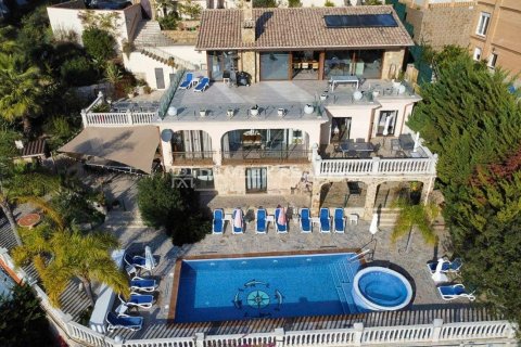 Talo Lloret de Mar, Girona, Espanja 9 makuuhuonetta, 1660 m2 No. 191825