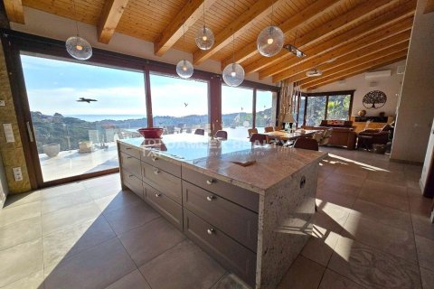 Talo myytävänä Lloret de Mar, Girona, Espanja, 9 makuuhuonetta, 1660 m2 No. 191825 - kuva 9