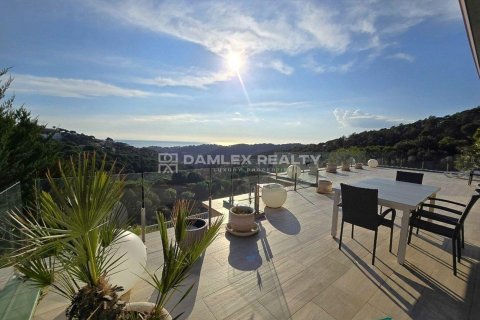 Talo myytävänä Lloret de Mar, Girona, Espanja, 9 makuuhuonetta, 1660 m2 No. 191825 - kuva 3