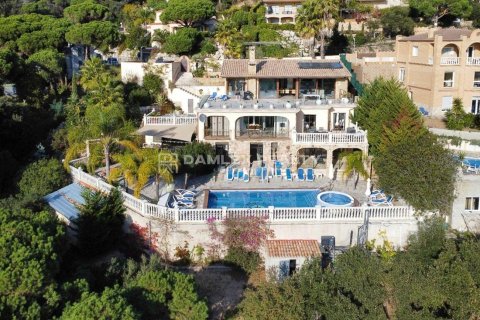 Talo myytävänä Lloret de Mar, Girona, Espanja, 9 makuuhuonetta, 1660 m2 No. 191825 - kuva 6