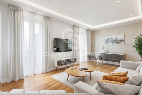 Apartment à Madrid, Espagne 2 chambres, 130 m2 No. 159882