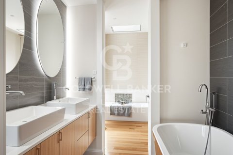 Dzīvoklis pārdošanā Madrid, Spānijā 2 istabas, 130 m2 Nr. 159882 - attēls 4