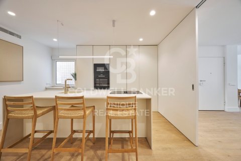 Apartamento en venta en Madrid, España 4 dormitorios, 276 m2 No. 159878 - foto 12