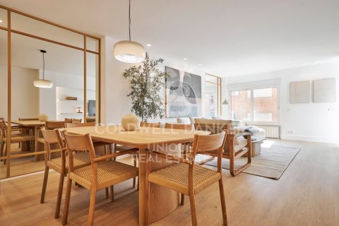 Apartamento en venta en Madrid, España 4 dormitorios, 276 m2 No. 159878 - foto 6