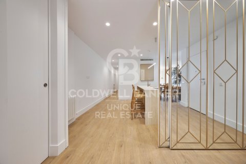Apartamento en venta en Madrid, España 4 dormitorios, 276 m2 No. 159878 - foto 9