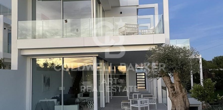 Villa à Marbella, Malaga, Espagne 3 chambres, 584 m2 No. 159883