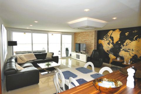 Wohnung zum Verkauf in Torrevieja, Alicante, Spanien 3 Schlafzimmer, 110 m2 Nr. 189226 - Foto 2