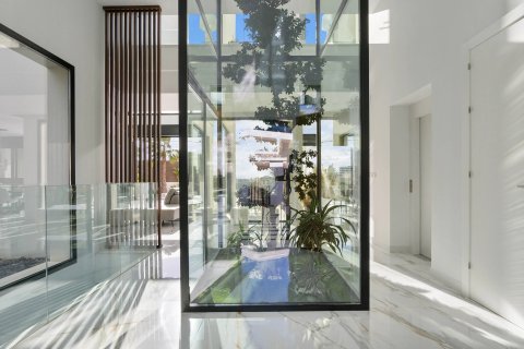 Villa pārdošanā Alicante, Spānijā 4 istabas, 550 m2 Nr. 189227 - attēls 7