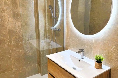 Apartamento en venta en Torrevieja, Alicante, España 3 dormitorios, 95 m2 No. 189229 - foto 14
