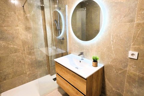 Wohnung in Torrevieja, Alicante, Spanien 3 Schlafzimmer, 95 m2 Nr. 189229