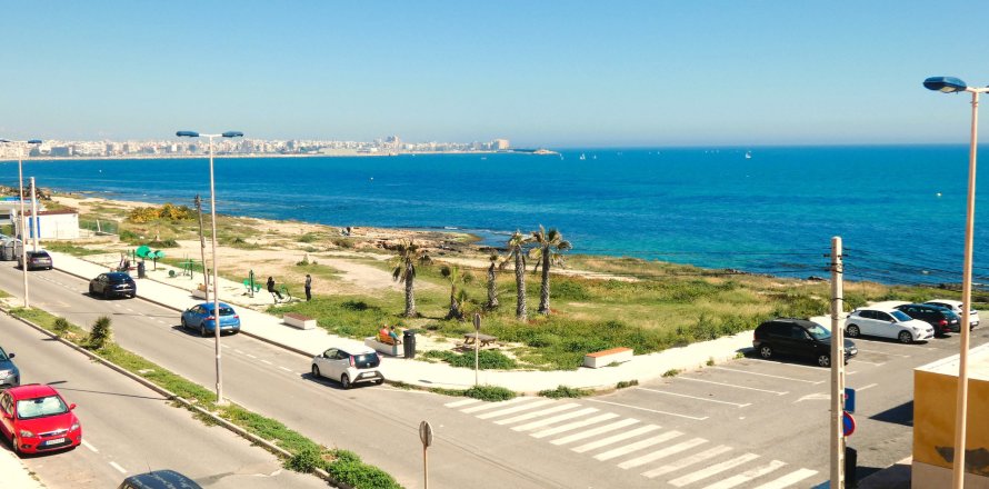 Бунгало в Торревьеха, Аликанте, Испания 3 спальни, 97м2 №189230