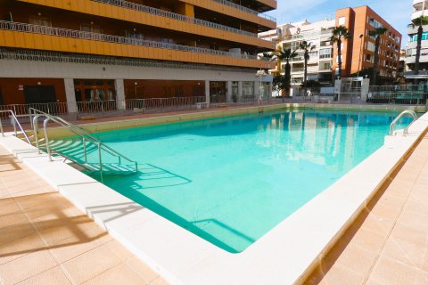 Apartament w Torrevieja, Alicante, Hiszpania 3 sypialnie, 80 mkw. nr 189228