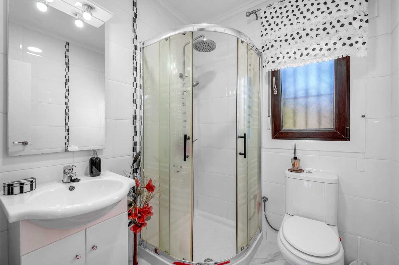 Villa à Almoradi, Alicante, Espagne 5 chambres, 375 m2 No. 138530