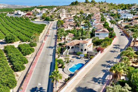 Villa pārdošanā Almoradi, Alicante, Spānijā 5 istabas, 375 m2 Nr. 138530 - attēls 2