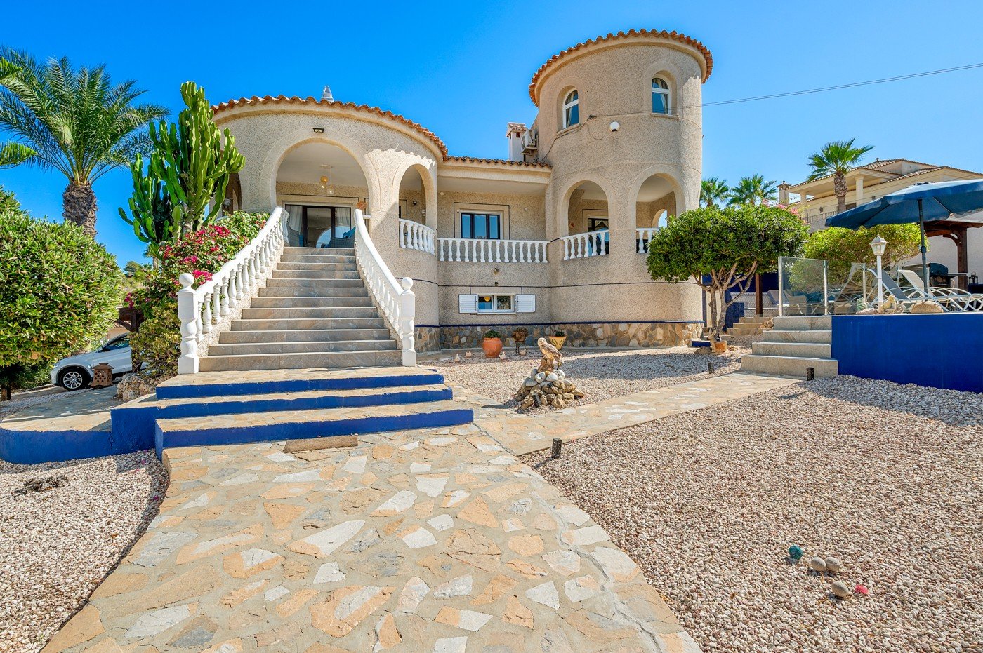 Villa à Almoradi, Alicante, Espagne 5 chambres, 375 m2 No. 138530