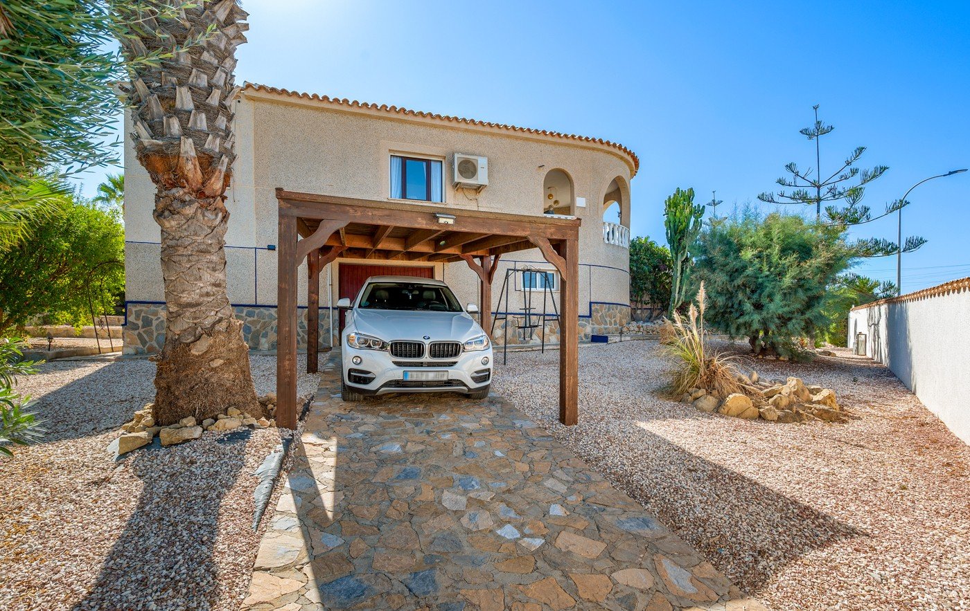 Villa à Almoradi, Alicante, Espagne 5 chambres, 375 m2 No. 138530