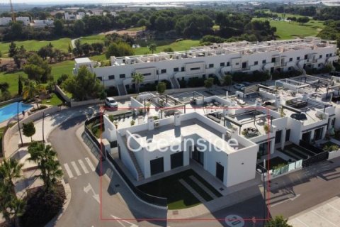 Villa en venta Pilar de la Horadada, Alicante, España 3 dormitorios, 81 m2 No. 138525 - foto 1