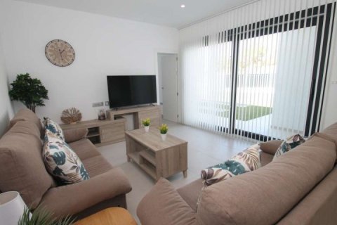 Villa en venta Pilar de la Horadada, Alicante, España 3 dormitorios, 81 m2 No. 138525 - foto 5