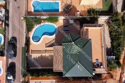 Villa en venta Alicante, España 3 dormitorios, 195 m2 No. 138524 - foto 3