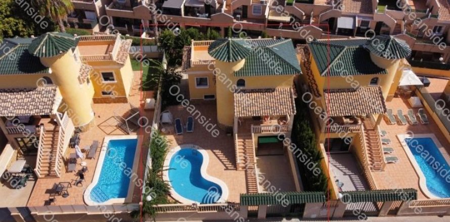 Villa Alicante, España 3 dormitorios, 195 m2 No. 138524