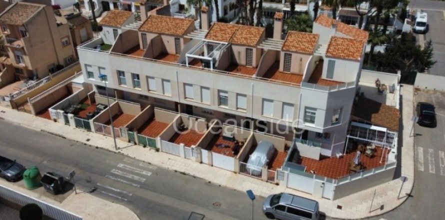 Villa Alicante, España 3 dormitorios, 90 m2 No. 138527