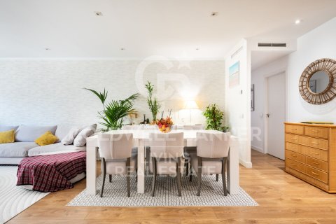 Apartamento en venta en Madrid, España 3 dormitorios, 138 m2 No. 156798 - foto 5