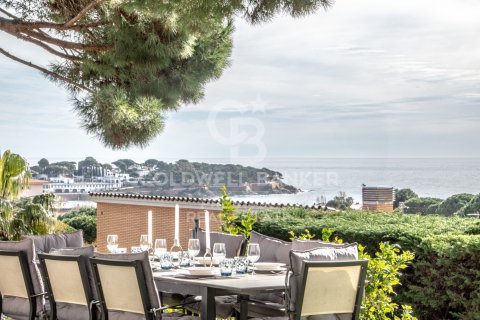 House for sale in Sant Feliu de Guixols, Girona, Spain 4 bedrooms, 139 sq.m. No. 156796 - photo 4