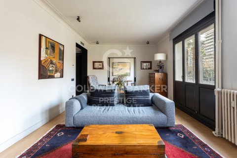 Huoneisto myytävänä Barcelona, Espanja, 4 makuuhuonetta, 199 m2 No. 156797 - kuva 4