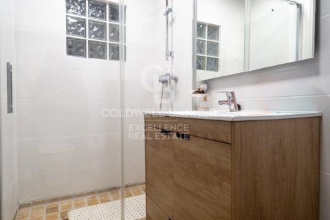 House for sale in Oliva, Valencia, Spain 5 bedrooms, 506 sq.m. No. 156795 - photo 16