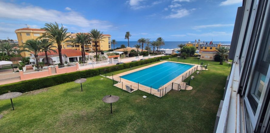 Apartment Torrevieja, Alicante, Espagne 2 chambres, 89 m2 No. 138818
