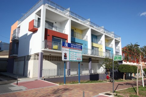 Gewerbeimmobilien in Beniarbeig, Alicante, Spanien 73 m2 Nr. 183942
