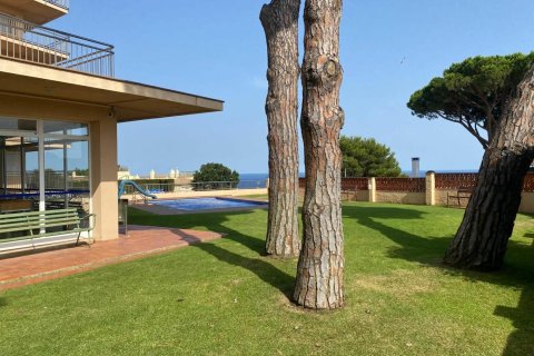 Huoneisto myytävänä Sant Feliu de Guixols, Girona, Espanja, 2 makuuhuonetta, No. 141193 - kuva 30